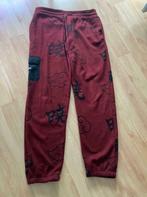 Primitive trainingsbroek, Ophalen, Maat 42/44 (L), Primitive, Gedragen