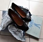 Te koop: Zo goed als nieuw!!Zwarte pumps, 40., Kleding | Dames, Schoenen, Pumps, Zwart, Voltan, Ophalen of Verzenden