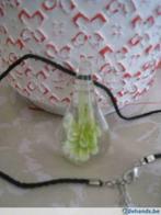 Collier fleur en verre de Murano / pendentif / bijou / amule, Bijoux, Sacs & Beauté, Jaune, Autres matériaux, Enlèvement ou Envoi