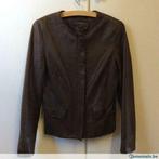 Veste en cuir brun, Ophalen, Gedragen