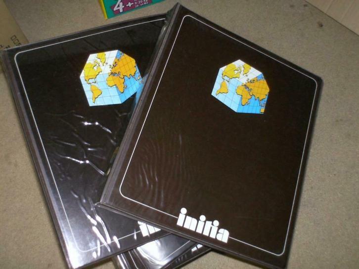 Initia mappen, Boeken, Prentenboeken en Plaatjesalbums, Zo goed als nieuw, Prentenboek, Ophalen of Verzenden