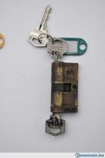 Trois cylindres Yale pour portes, avec clefs, Utilisé, Enlèvement ou Envoi