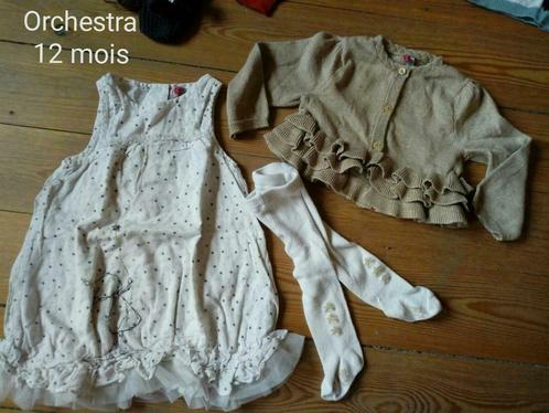 Tenue 12 mois (doré) idéal fêtes de fin d'année ( pyjama), Enfants & Bébés, Vêtements de bébé | Taille 80, Utilisé, Enlèvement ou Envoi