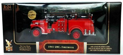 Yatming - GMC Firetruck (1941) - 1:24 - Avec boîte, Hobby & Loisirs créatifs, Voitures miniatures | 1:24, Comme neuf, Bus ou Camion