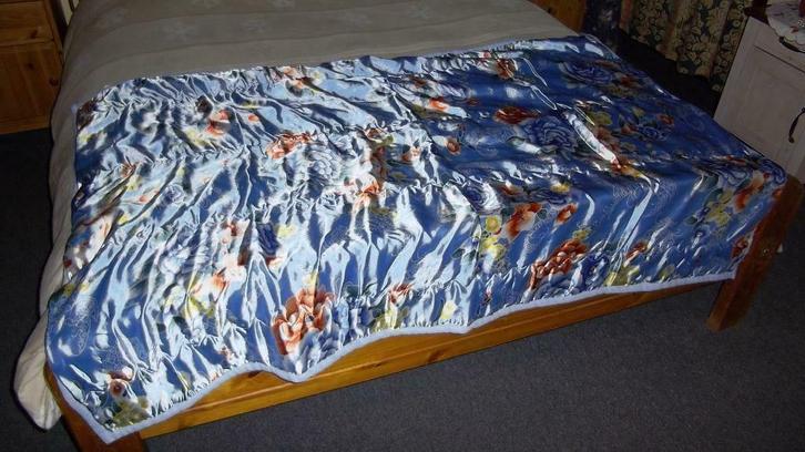 Couverture pour enfants - Spread, Enfants & Bébés, Chambre d'enfant | Linge de lit, Comme neuf, Couverture ou Couette, Bleu, Garçon ou Fille