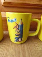 4 superbes mug tasse avec lapin Nesquik, Huis en Inrichting, Keuken | Servies, Ophalen of Verzenden, Zo goed als nieuw, Porselein