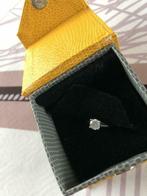 Wit gouden verlovingsring met diamant solitair, Handtassen en Accessoires, Ringen, Ophalen of Verzenden