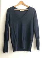 Pull bleu foncé à col en V de Zara Knit, taille L., Zara, Bleu, Porté, Taille 42/44 (L)