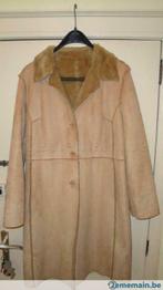 A vendre: Superbe manteau imitation fourrure T: 42-44, Porté, Enlèvement