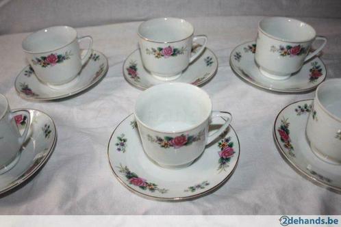 Lot de 6 petites assiettes / soucoupe 14 cm et sachet assort, Maison & Meubles, Cuisine | Vaisselle, Utilisé, Tasse(s) et/ou soucoupe(s)