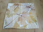 Kussenhoes bladeren motief, Huis en Inrichting, Woonaccessoires | Kussens, Ophalen of Verzenden, Nieuw, Wit, Vierkant