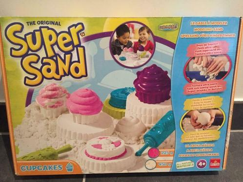 The original super sand cupcakes, Kinderen en Baby's, Speelgoed | Educatief en Creatief, Zo goed als nieuw, Knutselen, Bouwen