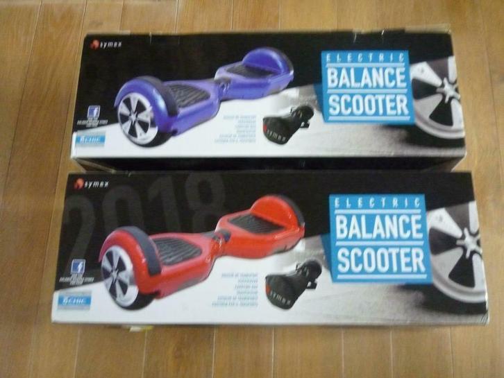 2 BALANCE SCOOTER ELECTRIQUE - COULEUR BLEU ET ROUGE, Sport en Fitness, Skeelers, Gebruikt, Wielen of Lagers, Overige merken
