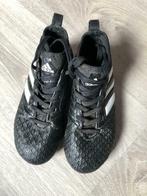 Adidas voetbalschoenen maat 30, Comme neuf, Garçon, Enlèvement ou Envoi, Chaussures de sport