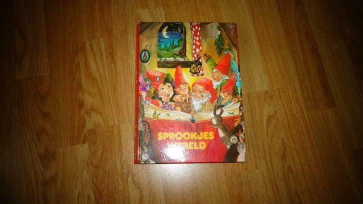 boek "Sprookjeswereld"-hardcover-ca.600 blz., Boeken, Kinderboeken | Jeugd | 10 tot 12 jaar, Ophalen