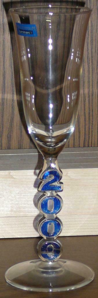 2 Champagneglazen    2000   (m)(doos 1), Verzamelen, Glas en Drinkglazen, Ophalen of Verzenden