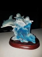 Statuette dauphins, Collections, Enlèvement ou Envoi