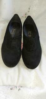 Chaussure dame plate daim noir pt 38 (ref 245), Vêtements | Femmes, Sans, Enlèvement ou Envoi, Noir