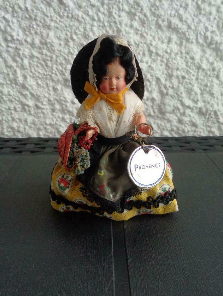 Ancienne poupée folklorique. "Provence", Collections, Poupées, Utilisé, Poupée, Enlèvement ou Envoi