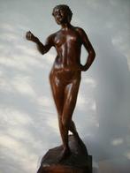 1920 B. TUERLINCKX baigneuse nue debout Bois du Congo 73 cm, Antiquités & Art, Art | Sculptures & Bois, Enlèvement