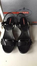 Prada schoen met sleephak , maat 40, Ophalen of Verzenden, Nieuw