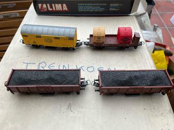 Lima - allerlei locomotieven en wagons