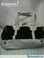 Nike sac noir et blanc, Utilisé