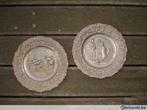 2 Metalen bordjes, Antiek en Kunst, Ophalen of Verzenden
