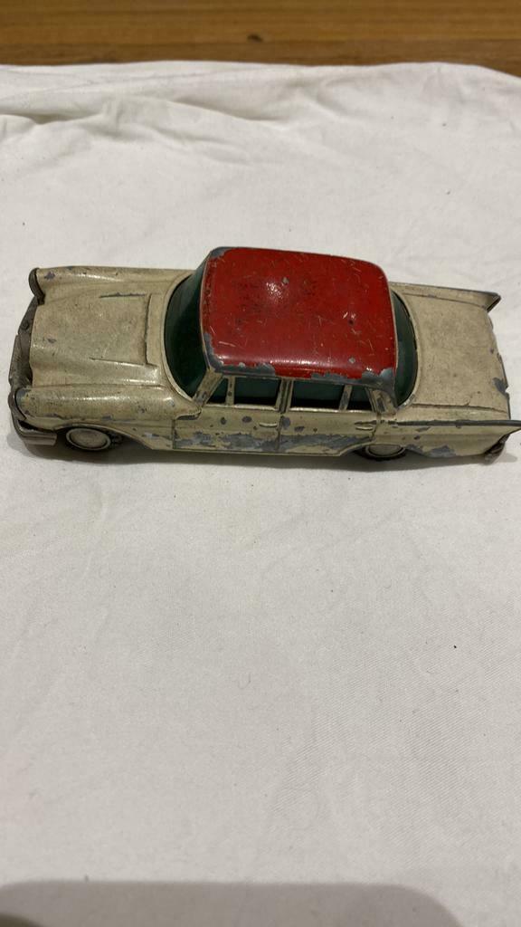 Schuco 1038 Micro racer mercedes 220s made in West Germany, Antiek en Kunst, Antiek | Speelgoed, Ophalen