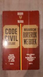 Belgisch Burgerlijk Wetboek - 1973, Boeken, Gelezen, Ophalen of Verzenden