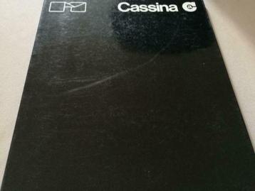 Cassina overzicht 90pag, 85ill. Met Le Corbusier, Rietveld,, Enlèvement ou Envoi, Comme neuf, Autres sujets/thèmes