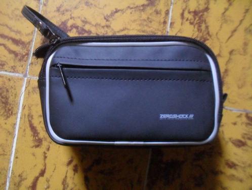 Kleine zwarte Zéro Shock bag, Handtassen en Accessoires, Tassen | Schoudertassen, Gebruikt, Zwart, Ophalen