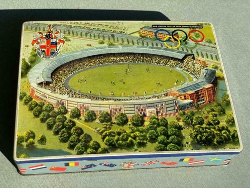 Ancienne boite en tôle XVIe Olympiade Melbourne 1956, Antiquités & Art, Curiosités & Brocante, Enlèvement ou Envoi