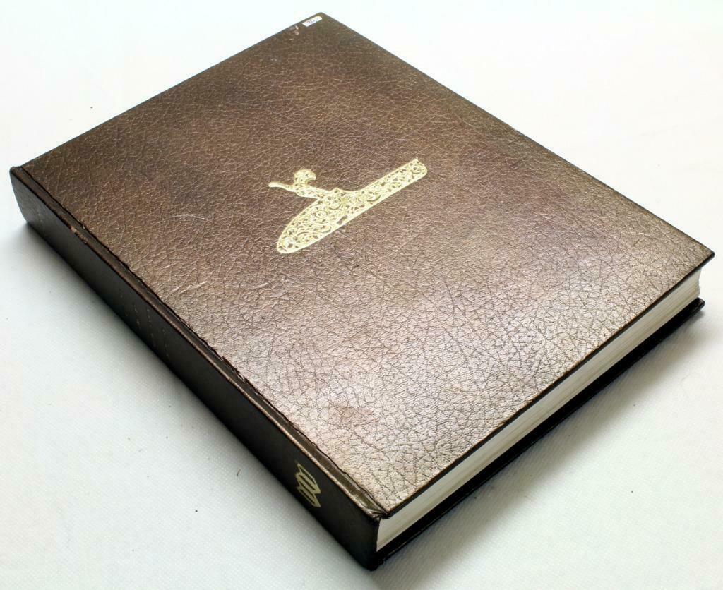 Quatre siecles d'armurerie liegeoise, Livres, Loisirs & Temps libre, Utilisé, Autres sujets/thèmes, Enlèvement ou Envoi