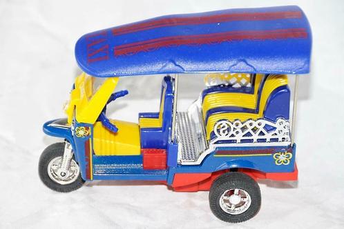 Scooter Tuk Tuk blauw F442, Hobby en Vrije tijd, Modelbouw | Overige, Zo goed als nieuw, Ophalen of Verzenden