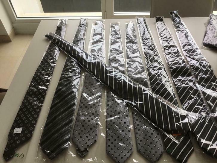 Lot nieuwe stropdassen model 2022, Kleding | Heren, Stropdassen, Blauw, Ophalen of Verzenden