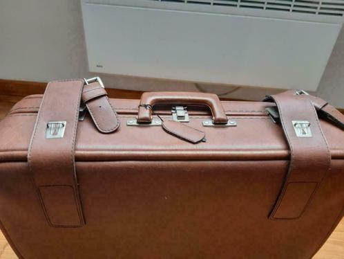 vintage valies, Handtassen en Accessoires, Koffers, Nieuw, Ophalen of Verzenden