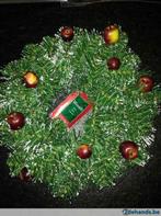 kerstkrans met sneeuw en appeltjes in, Ophalen of Verzenden, Gebruikt
