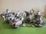 Vintage Italiaans Faenza CACF Garofano servies handgeschild, Ophalen