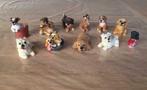Lot de 11 figurines de chiens en résine, Comme neuf, Animal