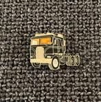 PIN - TRUCK - CAMION, Collections, Envoi, Comme neuf, Transport, Insigne ou Pin's