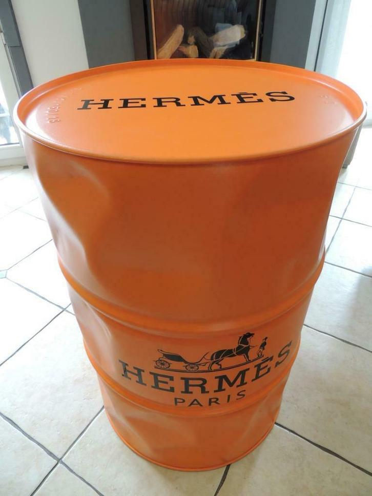 Grand tonneau Hermès bosselé, Collections, Collections Autre, Neuf, Enlèvement ou Envoi