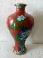 Vase chinois émaillé en cuivre  cloisonné ovoïde 1970s/24cm, Enlèvement ou Envoi, Cuivre