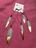 Anni Jürgenson grijze ooroorsieraden en nieuw goud, Handtassen en Accessoires, Oorbellen, Nieuw, Grijs, Hangers