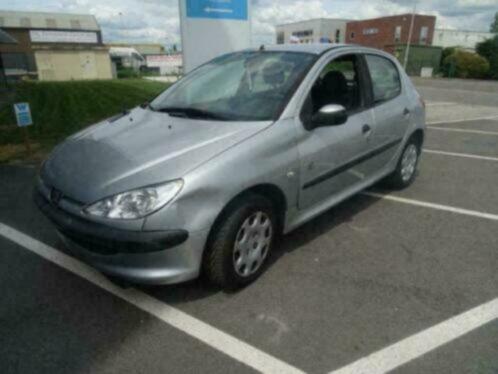 Peugeot 206 1.1i 2005 /airco/, Auto's, Peugeot, Bedrijf, Radio, Benzine, Stadsauto, 5 deurs, Handgeschakeld, Zilver of Grijs, Beige