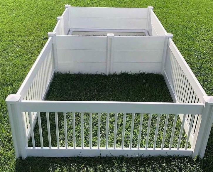 Caisse de mise bas en PVC dur durable et hygiénique + enclos, Animaux & Accessoires, Accessoires pour chiens, Neuf, Envoi