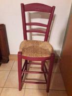 Chaise haute rouge prune sculptée et  tressée