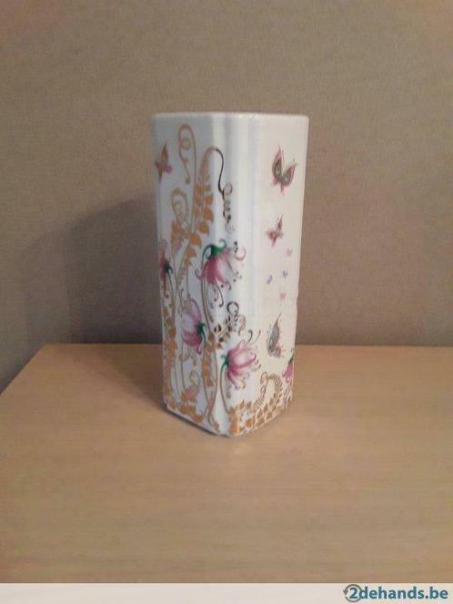 Vase en porcelaine avec le certificat EME plus de 50 ans, Antiquités & Art, Antiquités | Céramique & Poterie, Enlèvement ou Envoi
