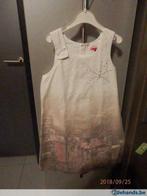 IKKS: Wit kleedje met skyline. Maat 8 jaar, Kinderen en Baby's, Ophalen of Verzenden, Gebruikt, Meisje, Jurk of Rok