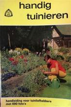 Handig tuinieren, pocket, Boeken, Wonen en Tuinieren, Gelezen, Ophalen of Verzenden, Tuinieren en Tuinplanten